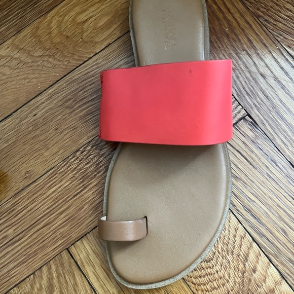 Cute comfy sandals with tan toe strap and pink band. - Picture 2 of 2